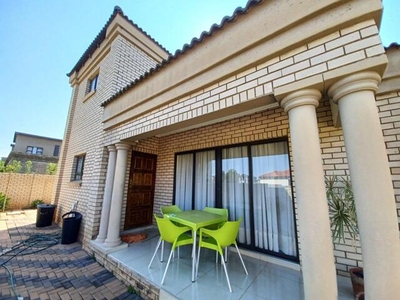 House For Rent In Woodhill Estate, Polokwane