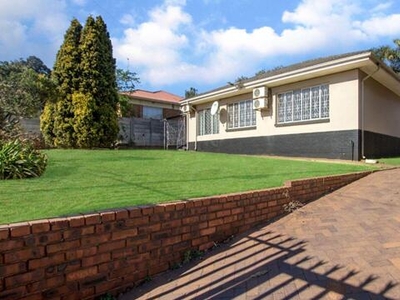 House For Sale In Florida North, Roodepoort