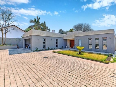House For Sale In Oaklands, Johannesburg