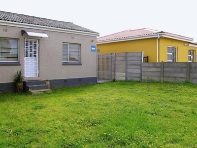 House For Sale In Ruyterwacht, Goodwood