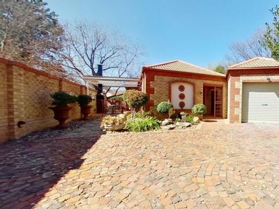 House For Sale In Universitas, Bloemfontein