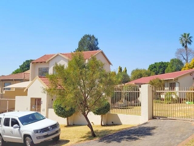 House For Sale In Waterkloof Glen, Pretoria