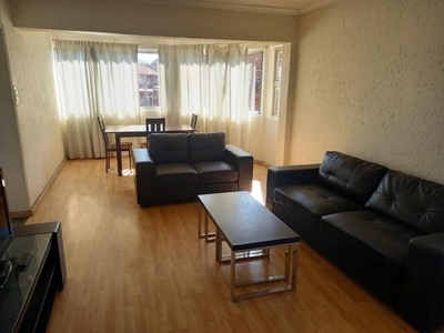 Townhouse For Rent In Croydon, Kempton Park