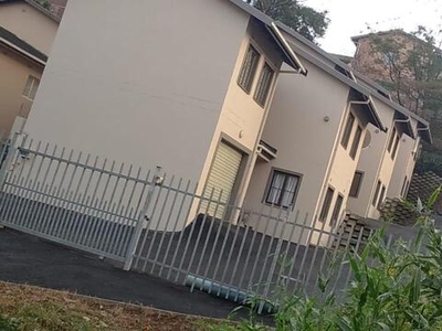 Townhouse For Sale In Clare Hills, Durban