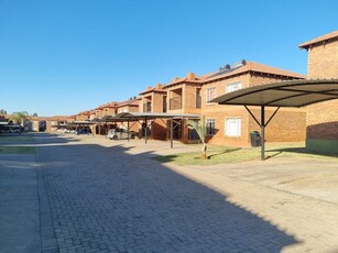 2 Bedroom Apartment For Sale in Waterval East