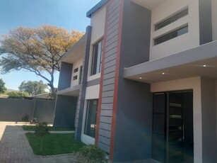 3 Bedroom Apartment For Sale in Bo-dorp