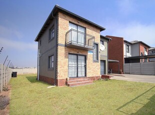 3 Bedroom House For Sale in Mindalore