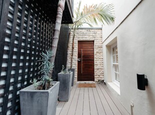 Apartment For Sale in De Waterkant