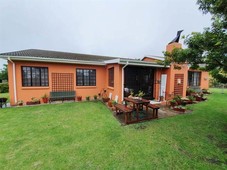3 bed house in humansdorp
