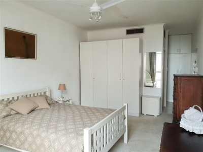 1 Bedroom Flat Sold in North Beach