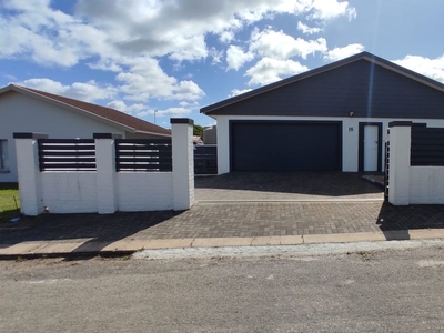1 Bedroom House For Sale in Aston Bay