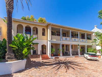 16 Bedroom Guest House For Sale in Sea Point