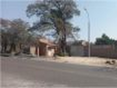 2 Bed Flat for Sale in Rustenburg