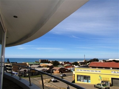 2 Bedroom Apartment For Sale in Jeffreys Bay Central