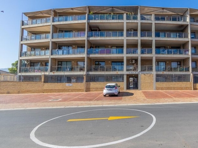 2 Bedroom apartment for sale in Paarl Central