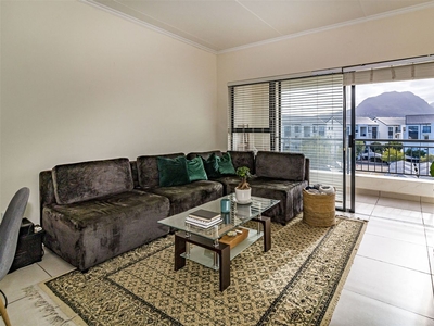 2 Bedroom Apartment Sold in De Velde