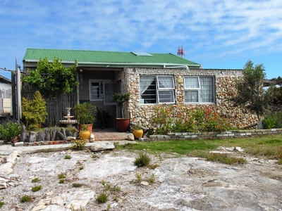 2 Bedroom House Sold in Pearly Beach