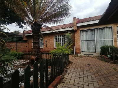 3 Bed Townhouse in Sterpark