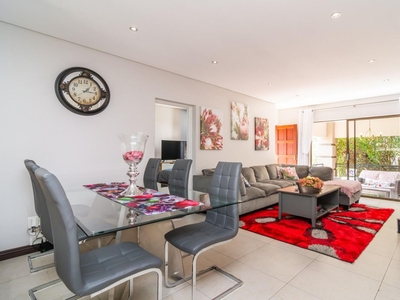 3 Bedroom House For Sale in Featherbrooke Estate
