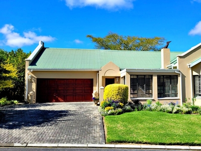 3 Bedroom Retirement Unit For Sale in Swellendam