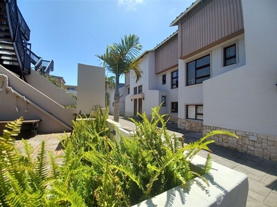 4 Bedroom Apartment For Sale in Plettenberg Bay Central