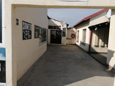 4 Bedroom House For Sale in Embalenhle