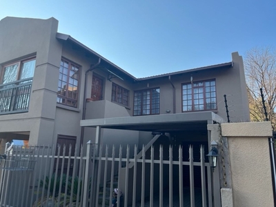 4 Bedroom House For Sale in Secunda