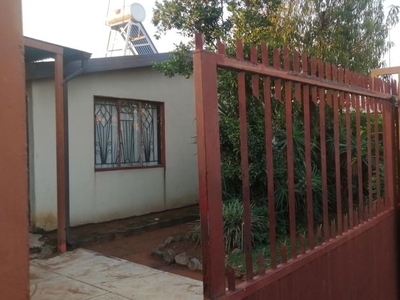4 Bedroom house for sale in Soshanguve South
