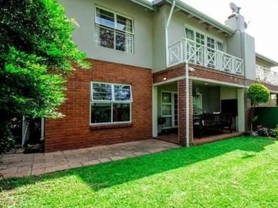 4 Bedroom Townhouse For Sale in Mount Edgecombe