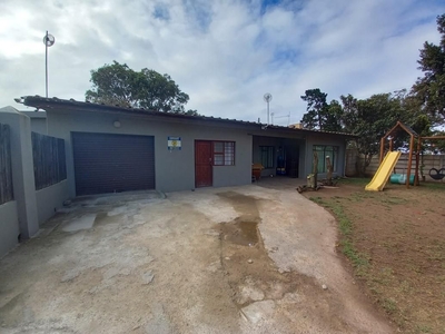 5 Bedroom House For Sale in Humansdorp