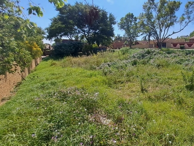 823m² Vacant Land Sold in Country View