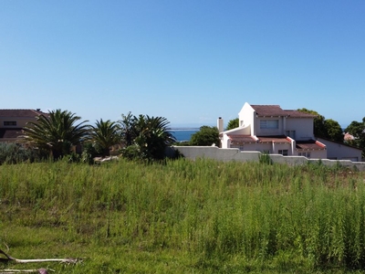 835m² Vacant Land For Sale in Santareme