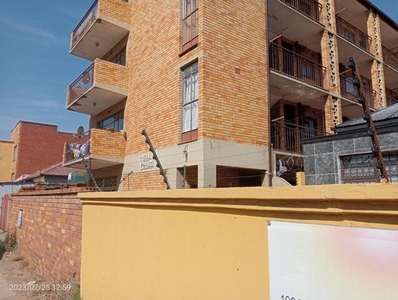 Apartment For Sale In Turffontein, Johannesburg