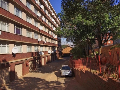 Flat-Apartment For Sale in Wonderboom South, Gauteng