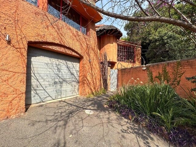 House For Rent In Forest Town, Johannesburg