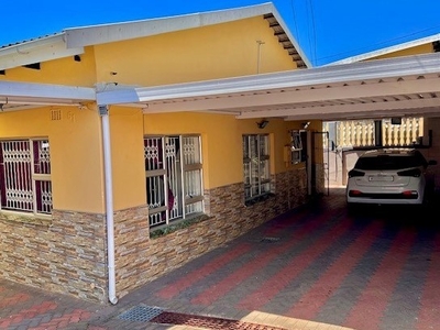 House For Sale in Sydenham