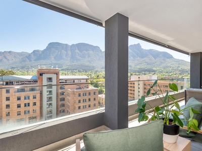 Penthouse For Sale in Newlands