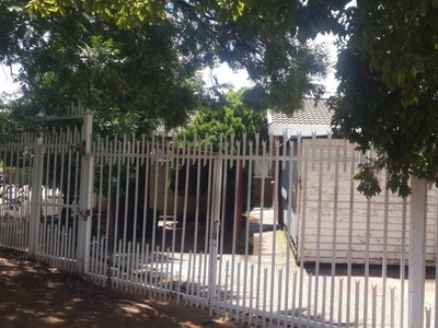 Townhouse For Sale in Aliwal North