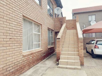 Townhouse For Sale In Ladine, Polokwane