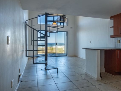 1 Bedroom Apartment For Sale in Muizenberg