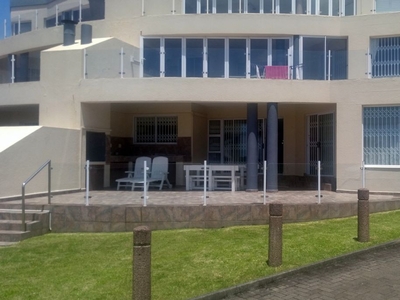 3 Bedroom Apartment For Sale in Uvongo