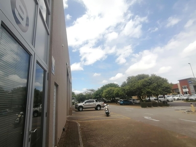 535m² Warehouse To Let in 3 on London, Brackenfell Industrial