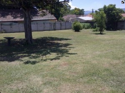 Big house with a big yard and an outbuilding for rent - Pietermaritzburg