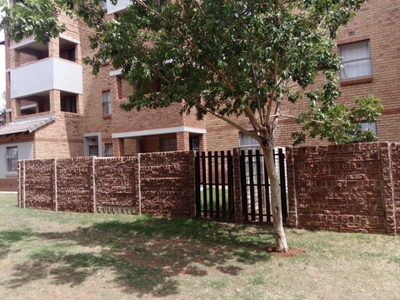 2 Bed Apartment/Flat for Sale Heuweloord Centurion