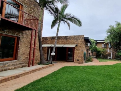 3 Bedroom apartment rented in Garsfontein, Pretoria