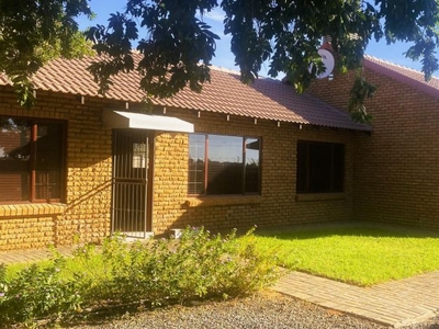 3 Bedroom house for sale in Keidebees, Upington