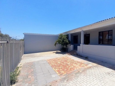 4 Bedroom house rented in Muizenberg, Cape Town
