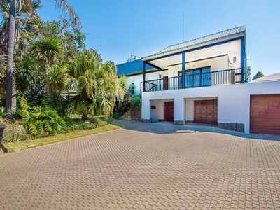 House Pending Sale in CONSTANTIA KLOOF