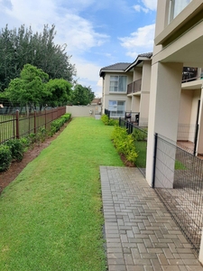 2 Bedroom Apartment / flat to rent in Garsfontein - 869 Patryshond Street