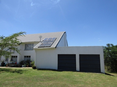 2 Bedroom House For Sale in Humansdorp Rural